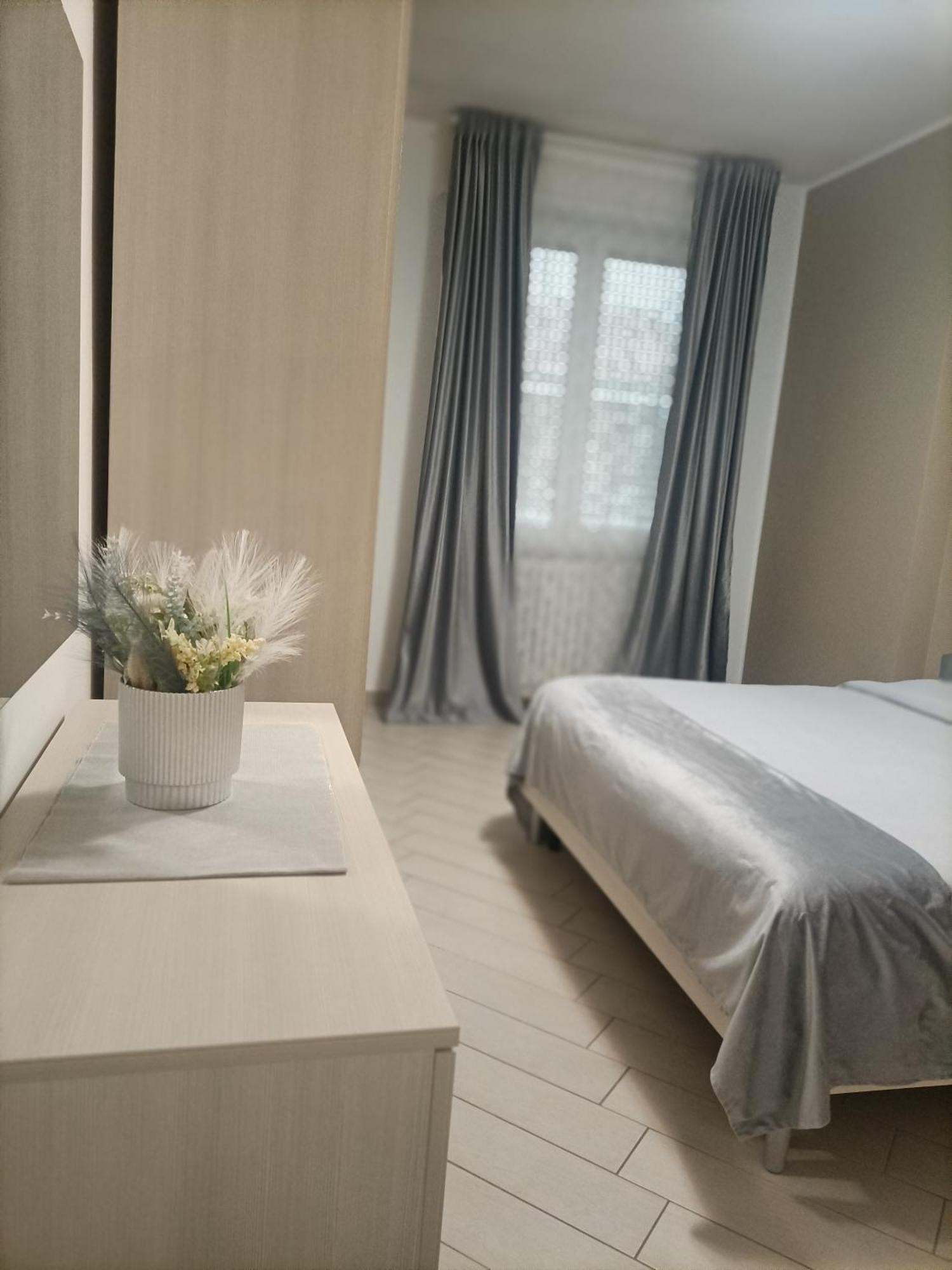 Appartamento Sara San Donato Milanese Exterior foto