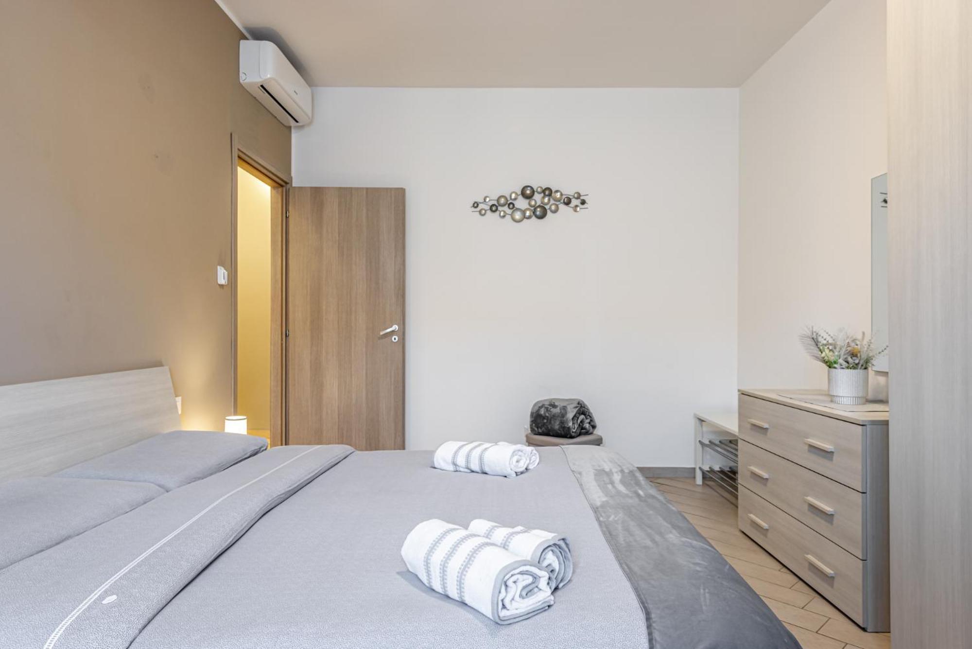 Appartamento Sara San Donato Milanese Exterior foto